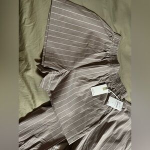 Good American Taupe Shorts with White Stripes